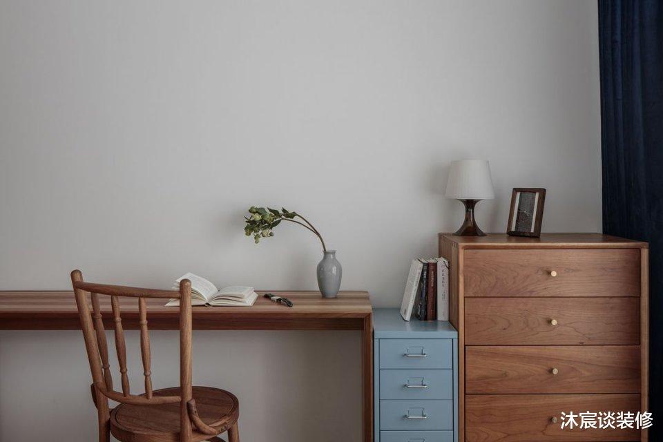 |这对夫妻新家因怀旧风引人注目，全屋温馨浪漫，生活过得简单幸福