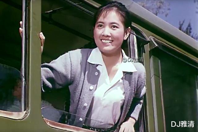 刘晓庆：令刘晓庆“嫉妒”的她，美貌不输杨雅琴，却星途不畅，儿子比她更出名