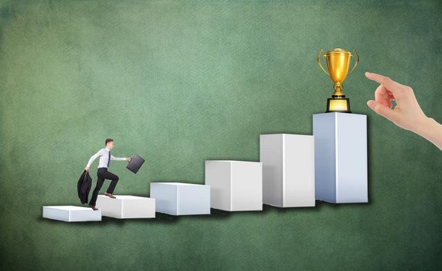 【】“打工没前途，创业十有九输”，熟记这4点，一般混得不会太差！