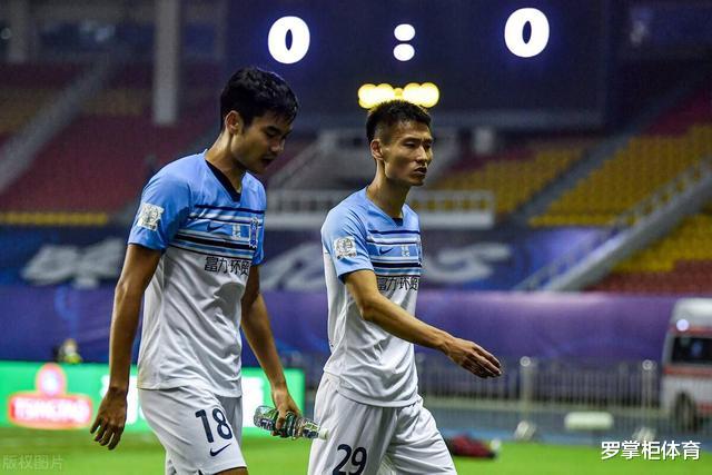 中超|90分钟3次射正！中超保级组最丑陋比赛，球迷调侃门将别冻感冒