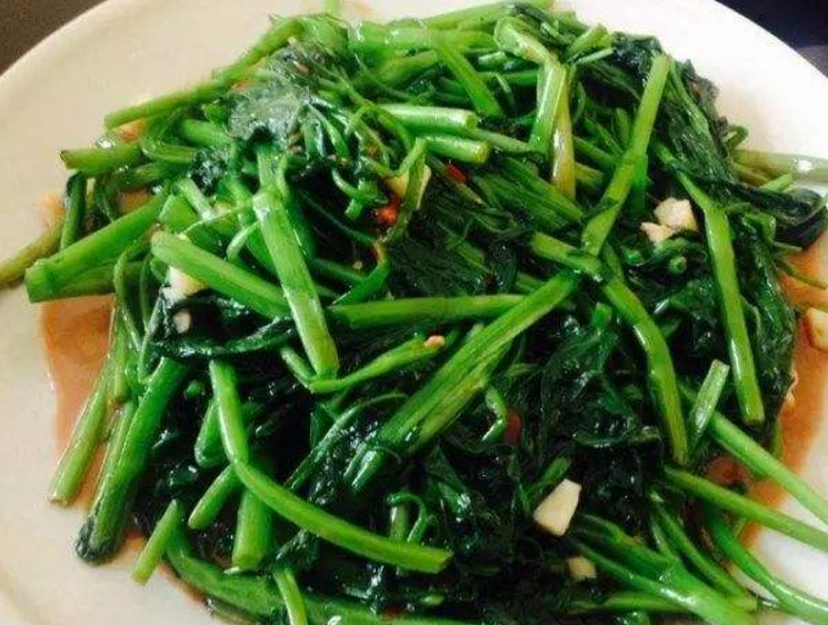 『猪肉』端午节将至，宁可少吃猪肉，也要多吃此菜，补钙质，双眼明亮了