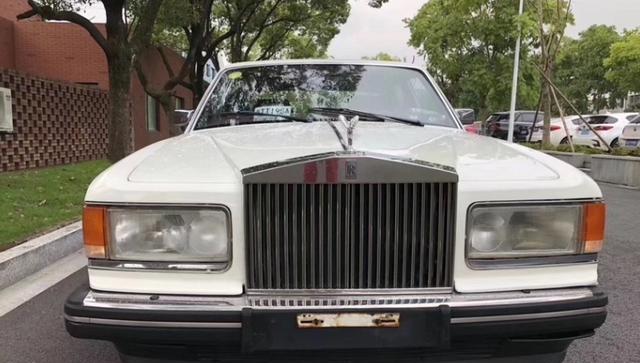 [比亚迪唐]中山老板花72万元买辆二手劳斯莱斯银刺，1994年落地，粤T车牌