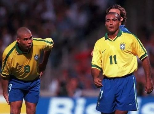巴西队：世界足坛最厉害的前锋组合是谁？他们合作进了多少球？