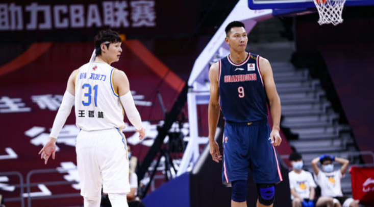 [胡可]历史第一人！易建联超越唐正东成CBA篮板王，得分王同样是他