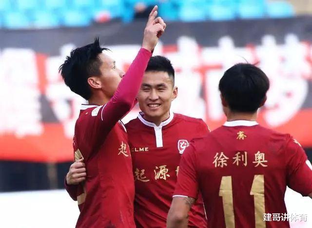 山东鲁能■鲁能球迷幸福了：中乙齐鲁德比有菏泽队、泰安队、淄博队和青岛队