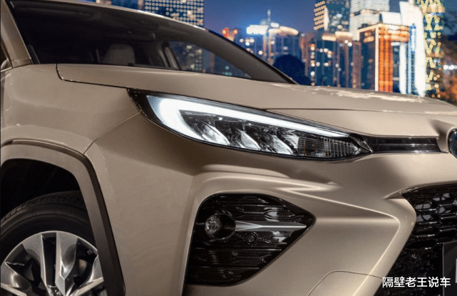 【丰田】不愧是“丰田特供车”，新车31天甩出7928台，直接叫板皓影