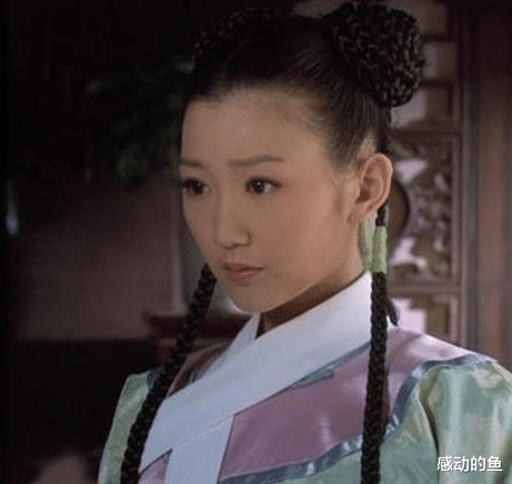 甄嬛传|《甄嬛传》八年后，她成了乘风破浪的姐姐，而她的丫环成了钟晓芹