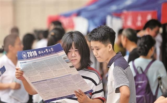 机械工程专业|毕业生现收入TOP100强专业，计算机排第十，榜首让人意想不到！