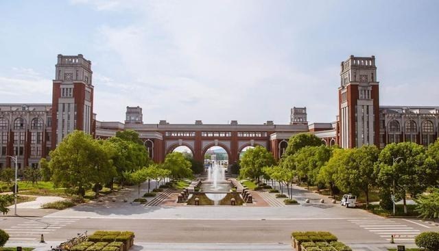 高校|35所政法类高校排名！“上政”排名第4，前10强高校是哪所？