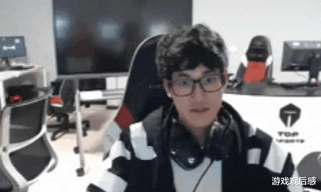 [jackeylove]Karsa直播整活，放出JackeyLove女装图，被发现后直接挨揍了