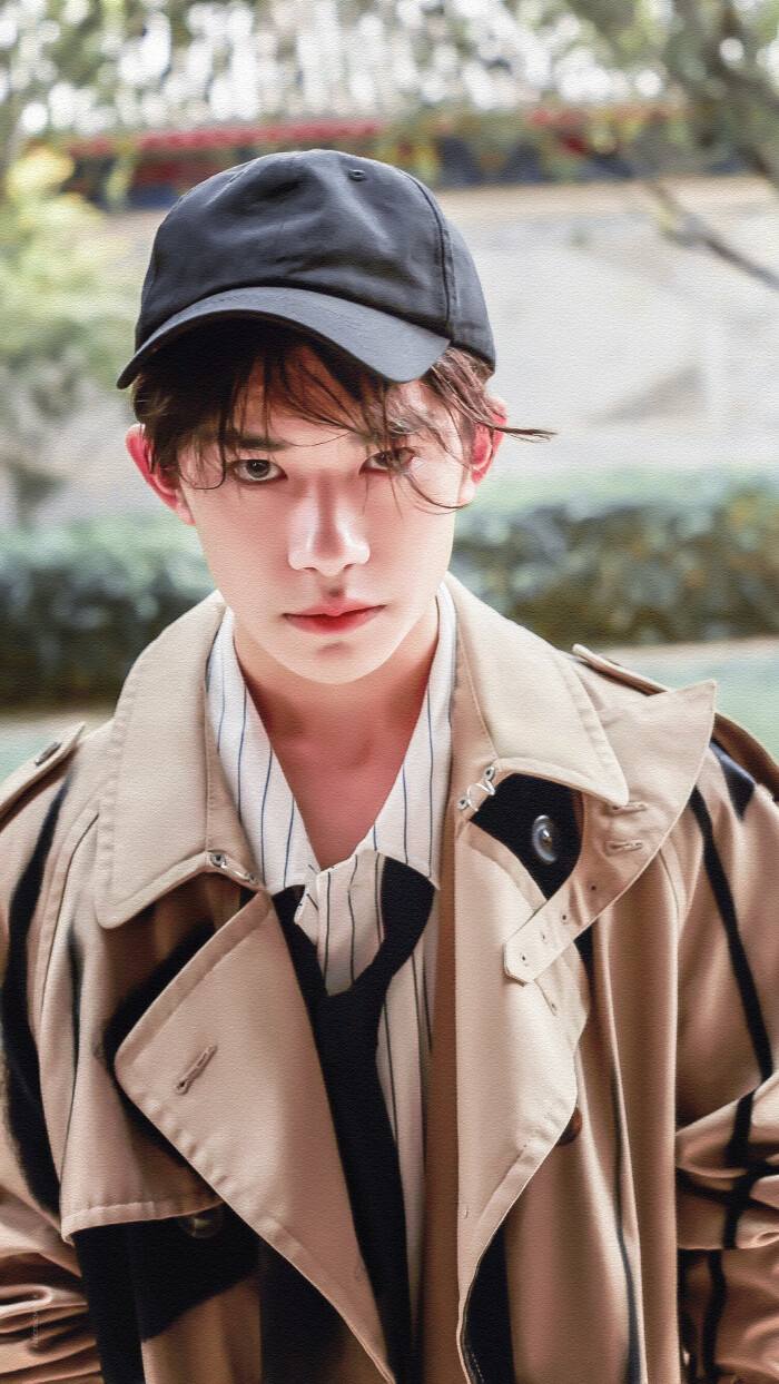 「易烊千玺」易烊千玺的璀璨人生,教我们如何逆袭人生