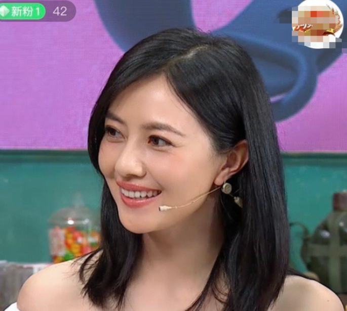 高圆圆|高圆圆和薇娅同框直播，失去十级滤镜后，41岁颜值很是真实！