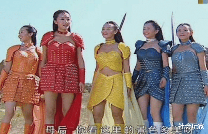 「欢天喜地七仙女」?欢天喜地七仙女:6位仙女战袍都一样,唯独她不同,导演偏心哦