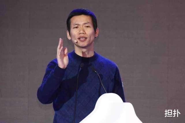 张邦鑫|又一个80后千亿富豪诞生！开了中国最大补习班，靠着高考年赚百亿