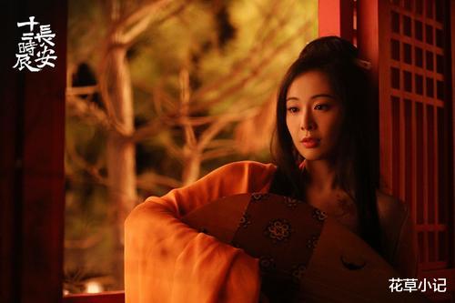 孙红雷■她是艳压女主的“风尘女专业户”,孙红雷曾为她手撕片方,如今终于火了!