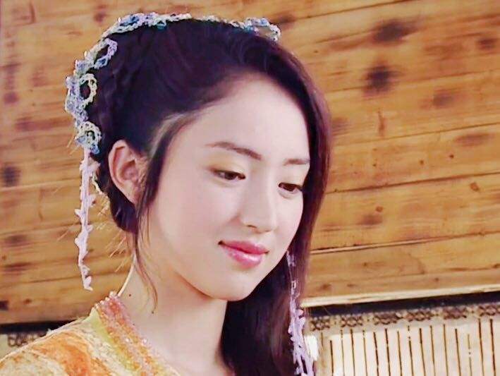 杨幂|扮演“天下第一美人”的女星：前5位都被吐槽，唯独她实至名归