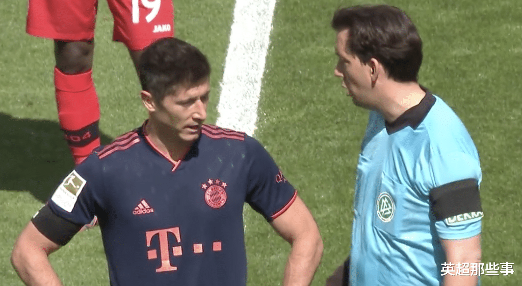 【拜仁慕尼黑】4球逆转+9连胜！拜仁10分领跑8连冠在望，2大巨星同创纪录