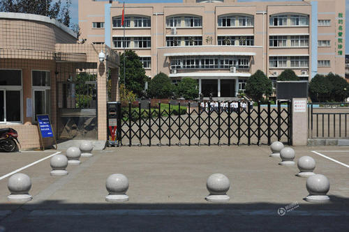 话晴空|深圳一小学附近开了成人用品店，小孩问：卖的是玩具吗？