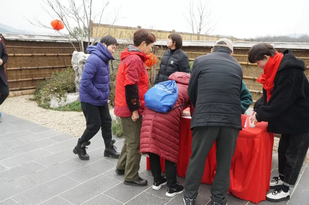 小镇中国年?过年“镇”好|义乌桃李春风