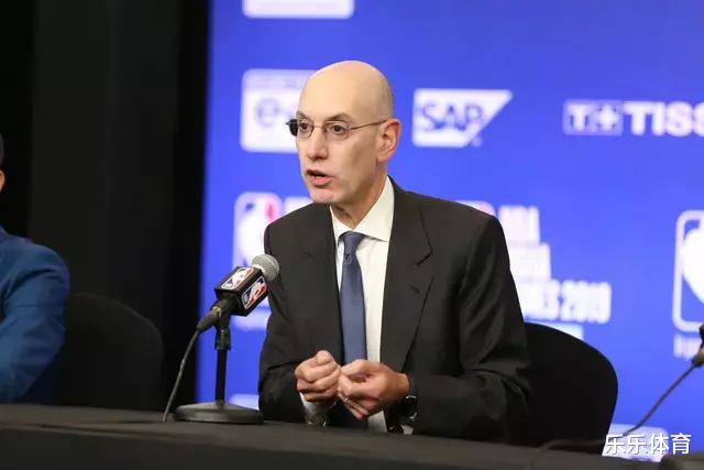 spalding▲NBA闹钱荒！斯伯丁用不起，改用威尔胜替代，联盟进入廉价时代！