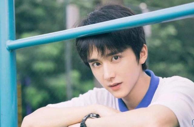 林更新|父子档?林更新被曝已拍《默读》定妆照,看清另一男主网友:跪了