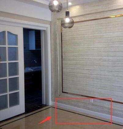 ▲听说表哥家装修好特别,特意去参观,结果进门一看踢脚线我笑了