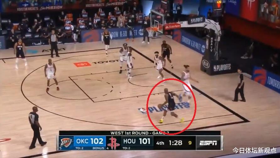 火箭队|冷静！决胜时刻落后1分，塔克空位三分却不投，3秒后替补席沸腾了