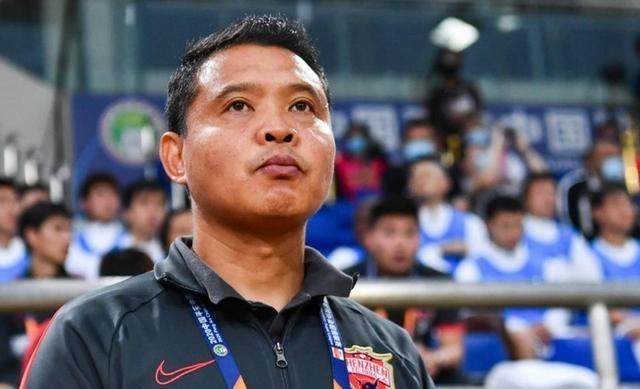 山东鲁能|山东鲁能VS深足!裁判专家:段刘愚黄牌是错判!郜林没领红牌合理