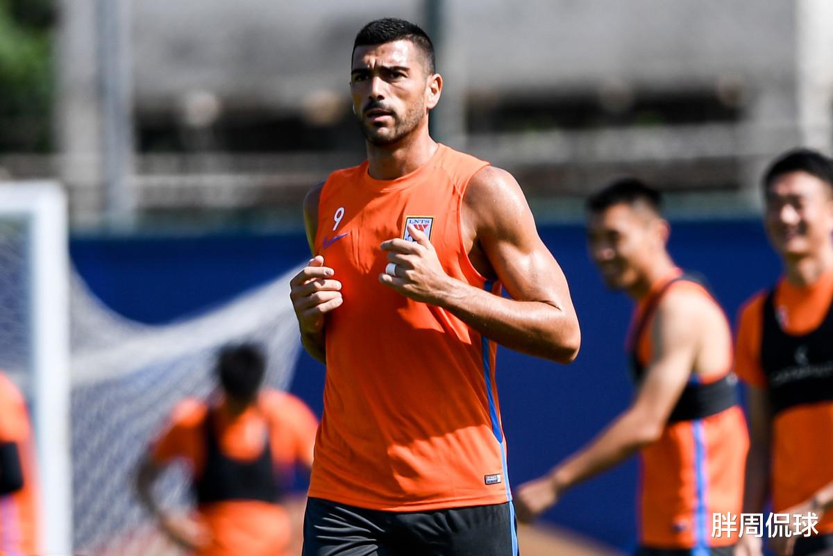 江苏苏宁|李霄鹏照方抓药,鲁能次战苏宁又有新绝招,U21奇兵成取胜之匙