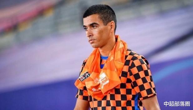 山东鲁能|6场0球0助攻！鲁能淘汰外援曝光，就业48天后又要失业，顶替者确定