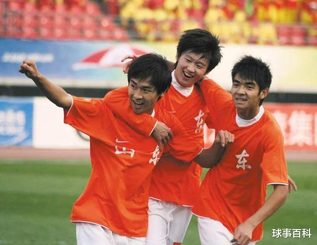 「吴兴涵」思考：同样是边路飞翼，为何刘彬彬比吴兴涵更受国家队青睐？