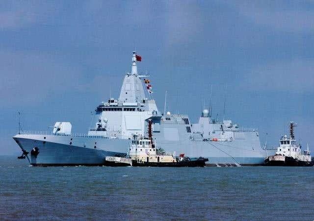 「舰艇」首批建造8艘仅剩一艘未建造完成！我国第七艘055大驱下水