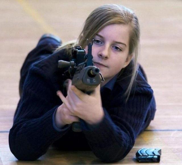 |女兵最漂亮的国家，美若天仙，你猜是哪个？