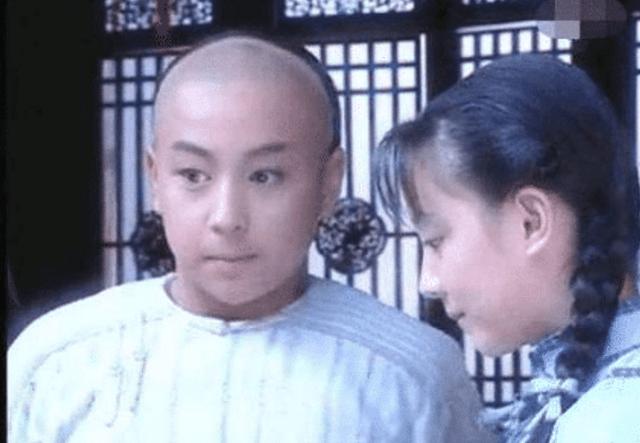 释小龙|小时候“太漂亮”迷晕释小龙，她嫁黑人生子后，如今长相一言难尽