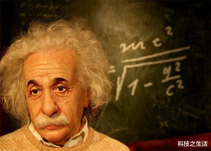 「爱因斯坦」爱因斯坦照片大多都是吐舌状态，难道是PS？专家说出真相！