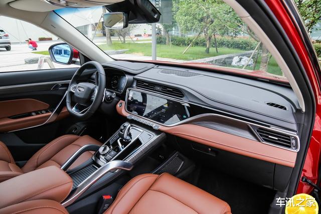 吉利博越■李书福又赢了!吉利的新“PRO”比奥迪Q3还好看,内饰堪比豪华机舱