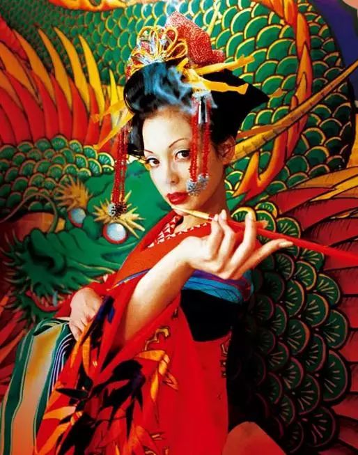 奥黛丽·赫本▲这十部最适合男人保存在硬盘中的电影，真的少一部都不行