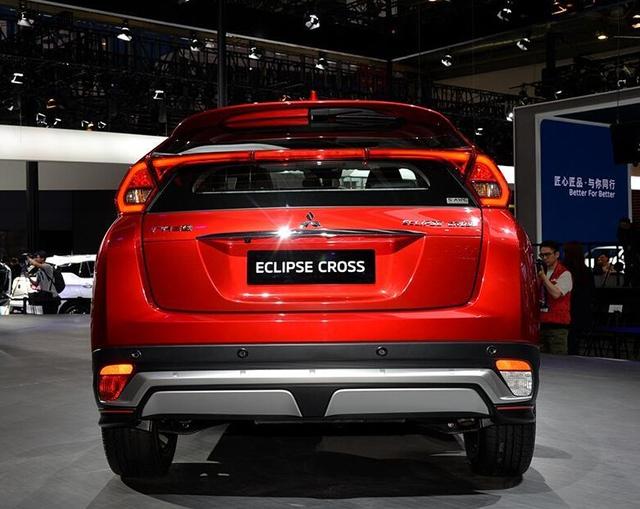 三菱奕歌|三菱王炸SUV来袭，1.5T+6AT，落地10万，造型比长城哈弗H6还霸气