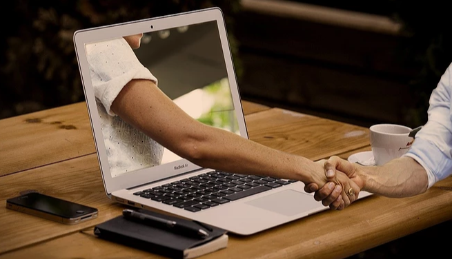 |诚飞网创：赚钱就是锁定一个项目，死磕到底