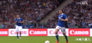 「意大利队」意大利天才中场34岁退役，“蓝衣军团”复兴之光终熄灭