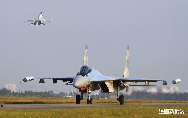 『许世友』有歼-20为啥还引进苏-35？暗示两个坏消息，俄专家给出不同解释