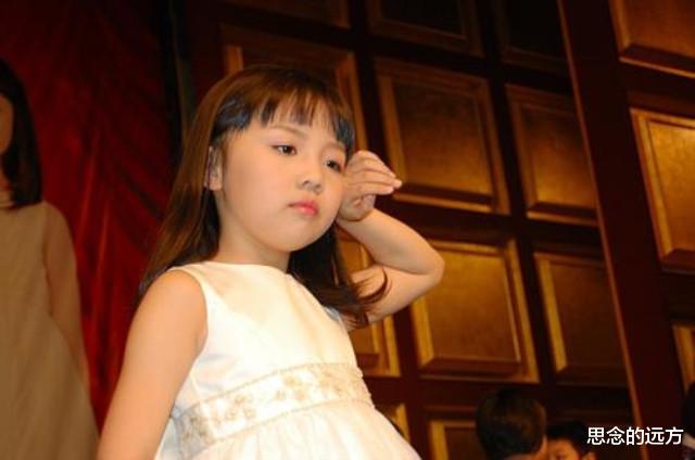 假唱|一场假唱互换人生？12年后的林妙可与杨沛宜，命运却大不相同！