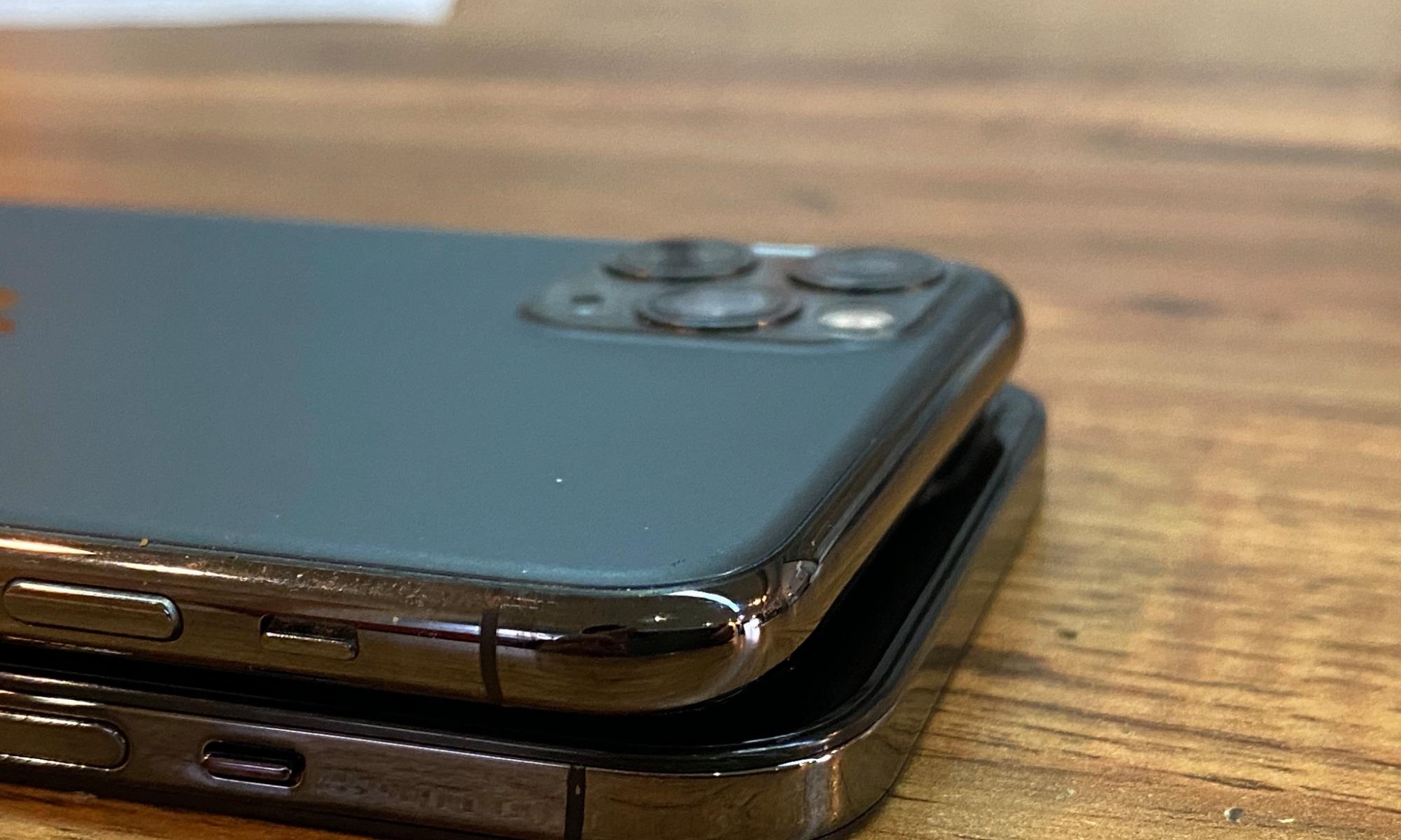 iphone12|iPhone 12新设计泄漏，手机壳已经出来了，你喜欢吗？