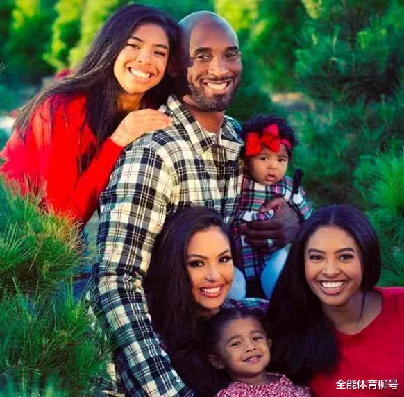 科比·布莱恩特|科比有多爱二女儿Gigi，瓦妮莎含泪思念2位亲人，1年前晒幸福合影