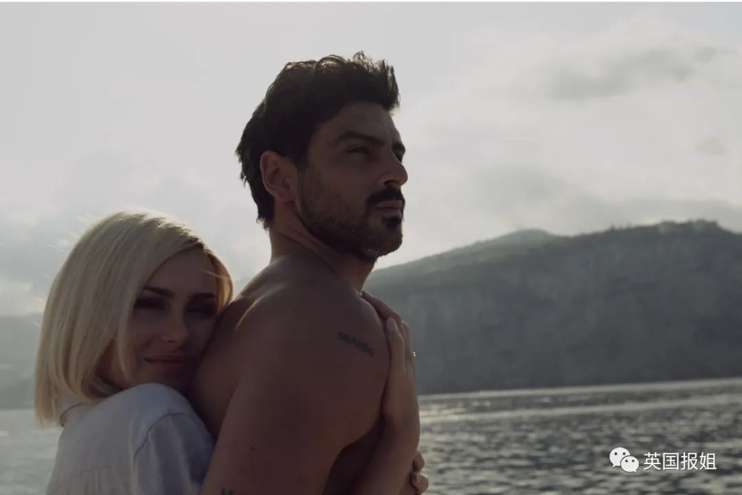 「五十度灰」比《五十度灰》还劲爆！这位新霸道总裁是哪里来的神仙？！