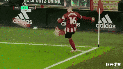 曼联|1-0秒杀！凌晨3点曼联躺赢笑醒，黑马2场送6分悲剧了