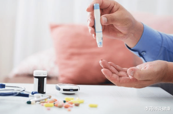 糖尿病|医生总结4种行为，最容易导致糖尿病加重，糖友们都来看看