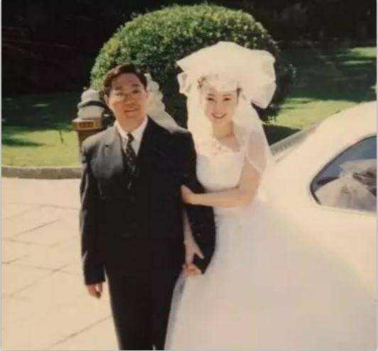 三姐妹|从“乐坛教父”到“诈骗犯”,苏越的跌宕人生