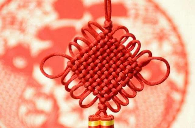 摩羯座：未来半年将能遇见“好运”，事业机缘多多，四方财气来袭的3生肖！