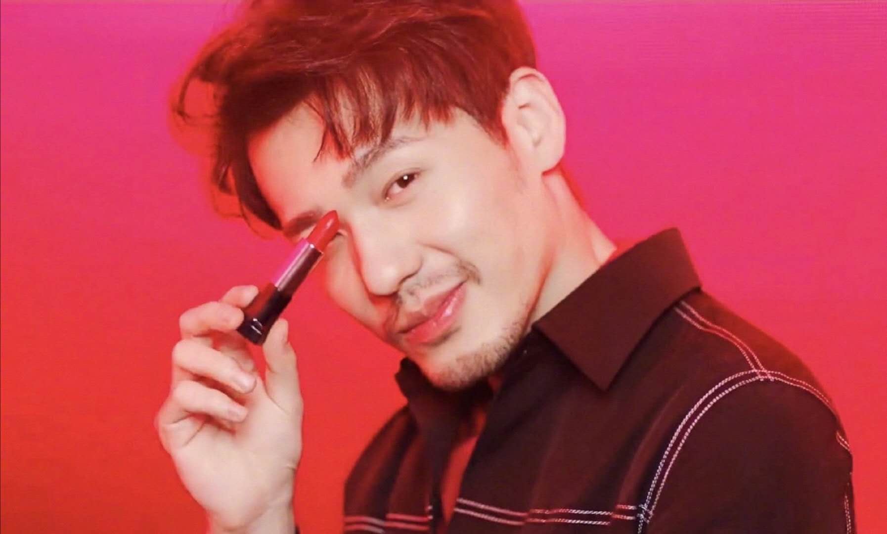 张艺兴|代言彩妆的男星，张艺兴白宇油腻，王一博李汶翰陈伟霆仍需努力